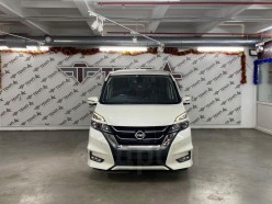 Nissan Serena 2.0 Highway Star V Selection 2018