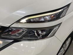 Nissan Serena 2.0 Highway Star V Selection 2018