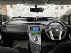 Toyota Prius 1.8 S 2012