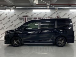Toyota Voxy 1.8 Hybrid V 2016