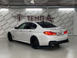 BMW 5-Series 530i Luxury 2017
