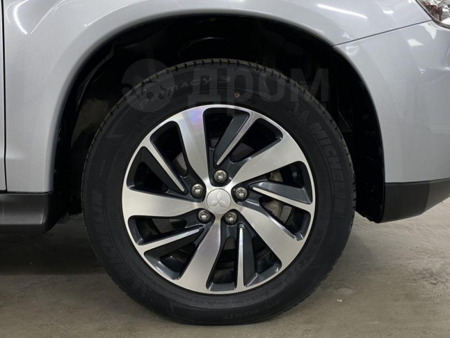 Mitsubishi RVR 1.8 G 4WD 2015