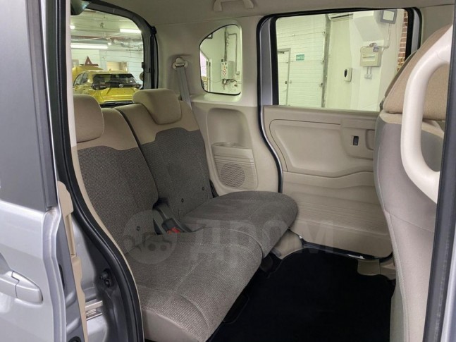 Honda N-BOX 660 G Honda Sensing 2019