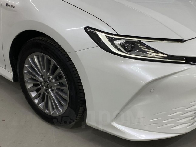 Toyota Camry 2.0HG CVT Premium 2024