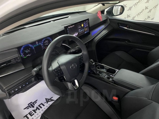Toyota Camry 2.0HG CVT Premium 2024