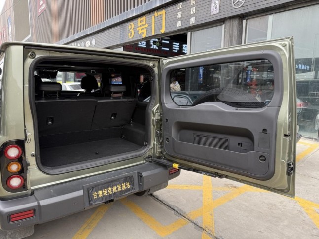 BAW BJ 212 2.0T AT AWD Explorer 2025