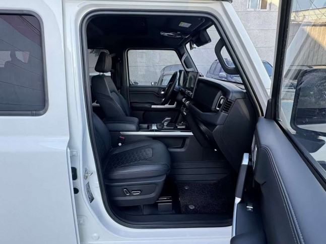 BAW BJ 212 2.0T AT AWD Explorer 2024