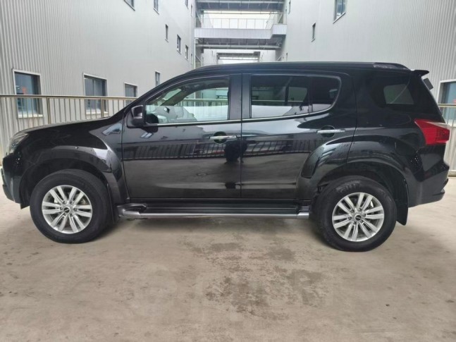 Isuzu MuX 2.0T AT 4WD Jinyue Luxury 5-seater 2024