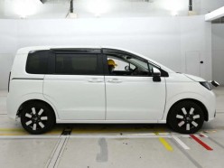 Honda Freed 1.5 AIR EX (6-Seater) 2025