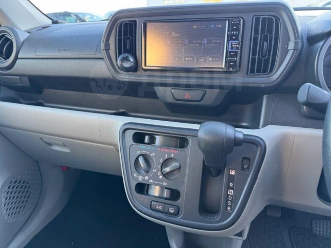 Daihatsu Boon 1.0 X SAIII 2020