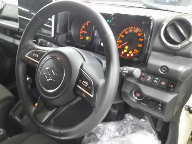 Suzuki Jimny Jimny Nomade 1.5 FC 4WD 2025
