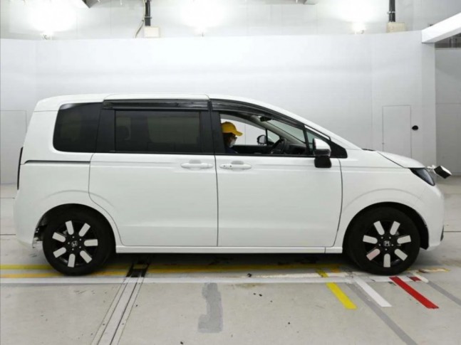 Honda Freed 1.5 AIR EX (6-Seater) 2025