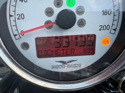 Moto Guzzi V9  2018