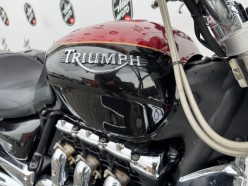 Triumph Rocket III  2007