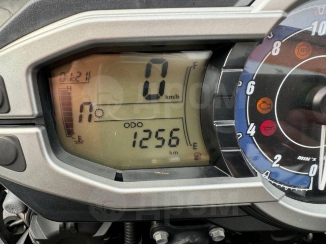 Triumph Tiger 800  2012