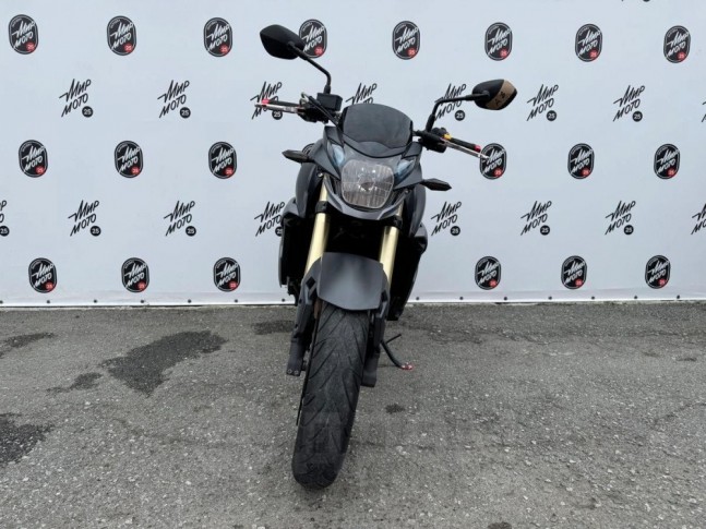 Suzuki GSR 750A  2013