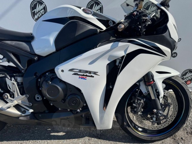 Honda CBR 1000RR Fireblade  2008