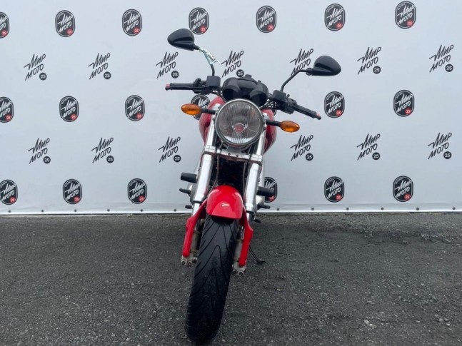 Ducati Monster 400 i.e.  2005