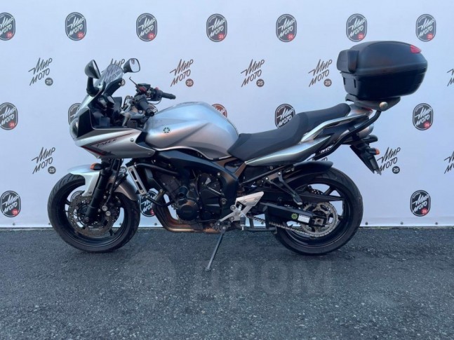 Yamaha FZ6S  2010
