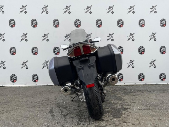Yamaha FJR 1300  2006