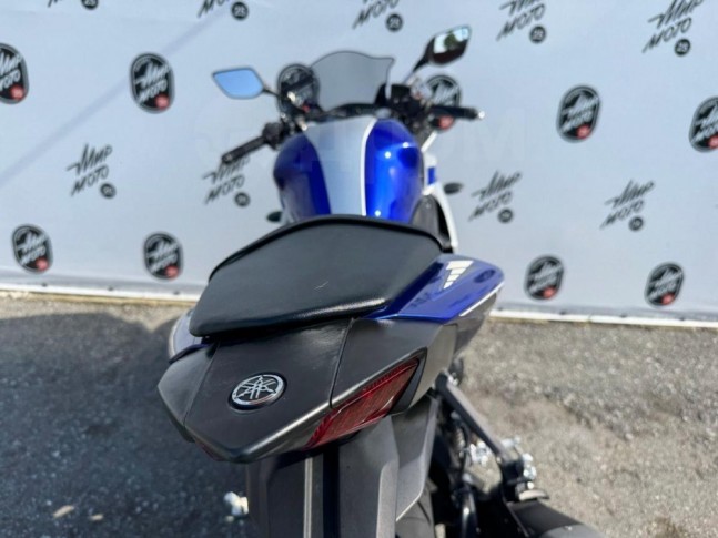 Yamaha YZF-R25  2014