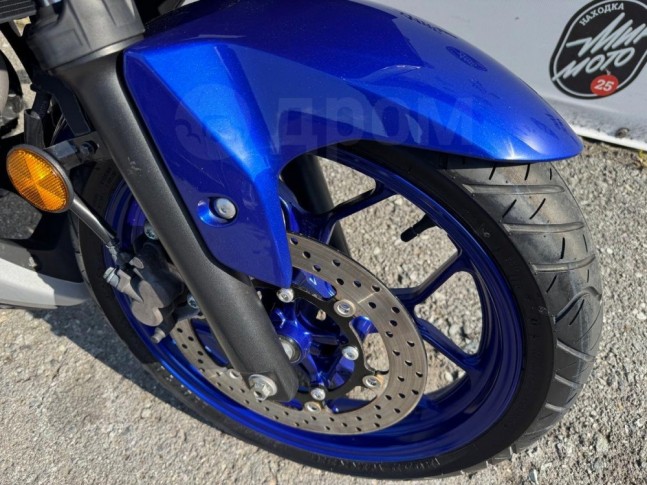 Yamaha YZF-R25  2014