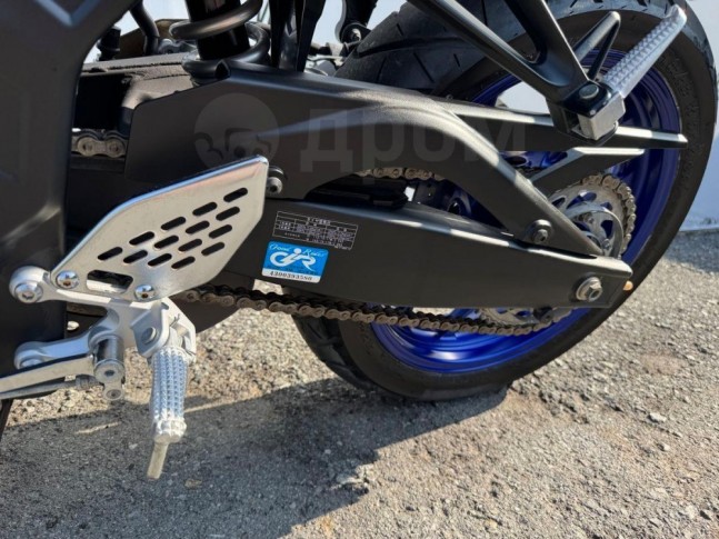Yamaha YZF-R25  2014