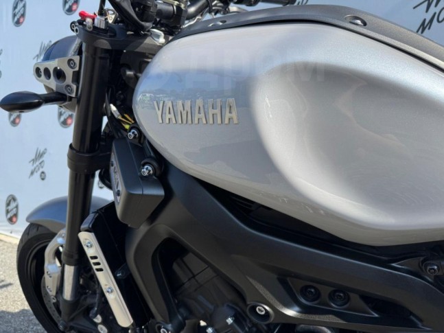 Yamaha XSR900  2022