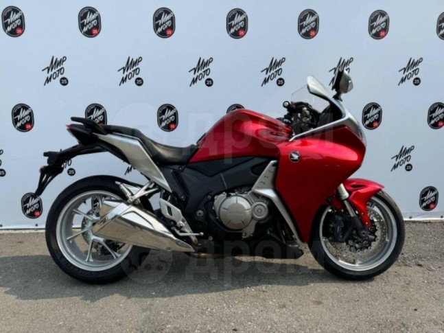 Honda VFR 1200F  2010