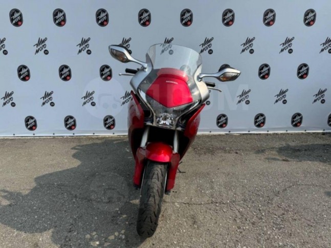 Honda VFR 1200F  2010