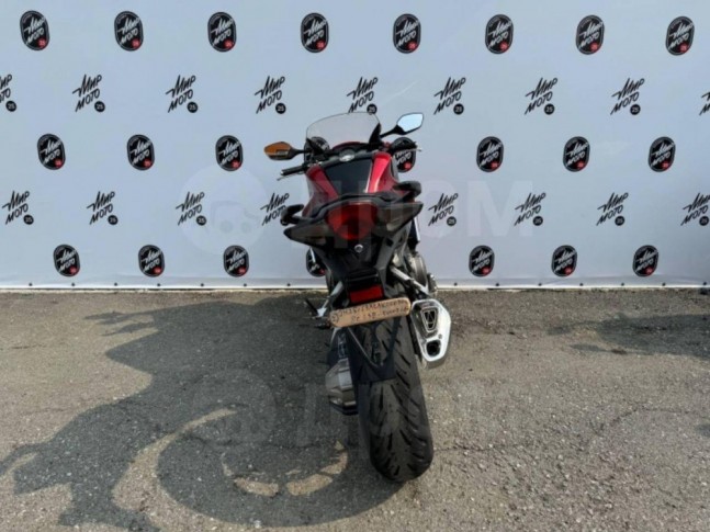 Honda VFR 1200F  2010