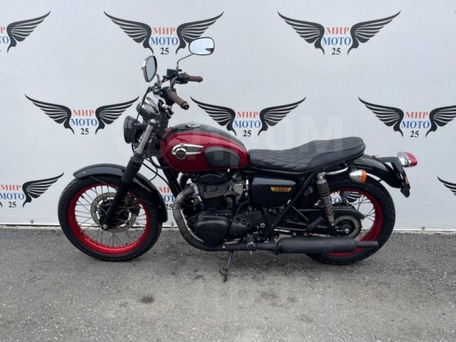 Kawasaki W800  2012