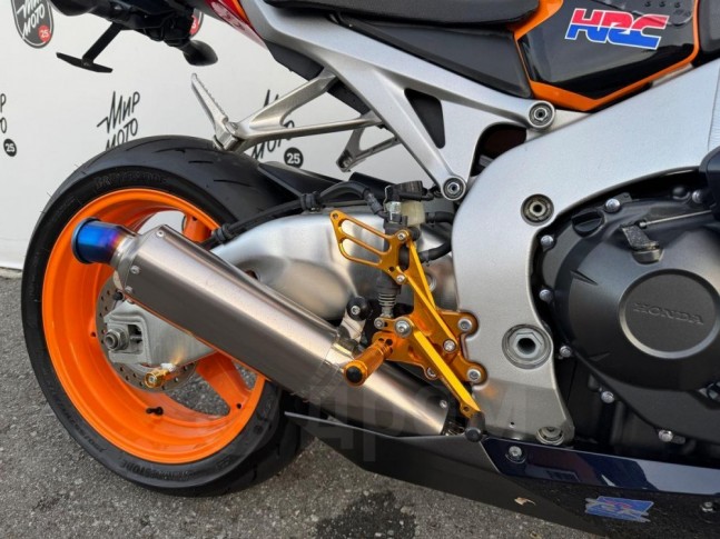 Honda CBR 1000RR Fireblade  2008