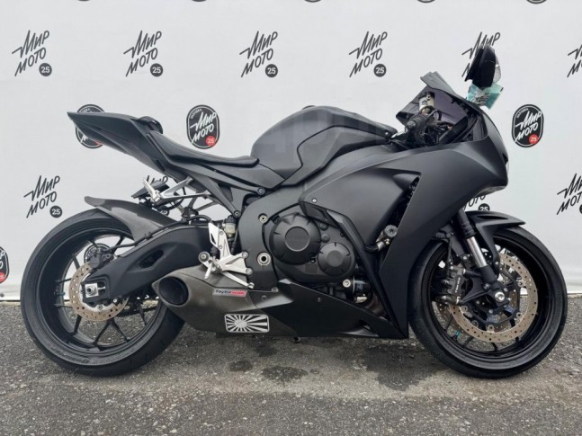 Honda CBR 1000RR Fireblade  2015