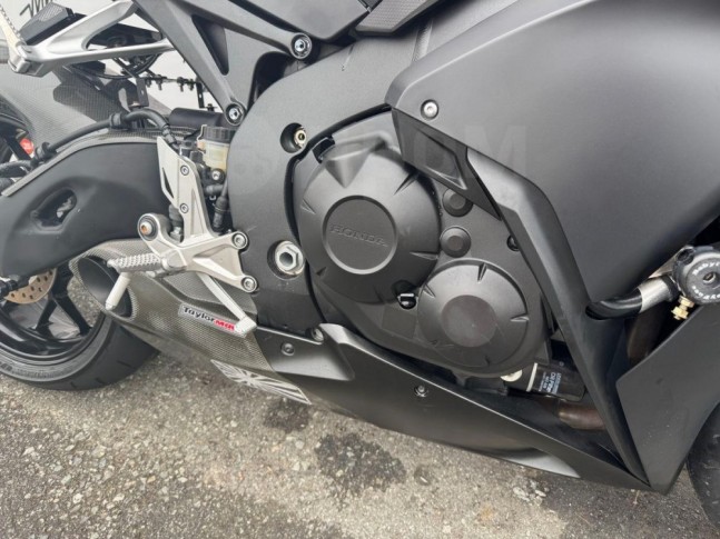 Honda CBR 1000RR Fireblade  2015