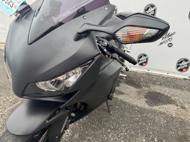 Honda CBR 1000RR Fireblade  2015