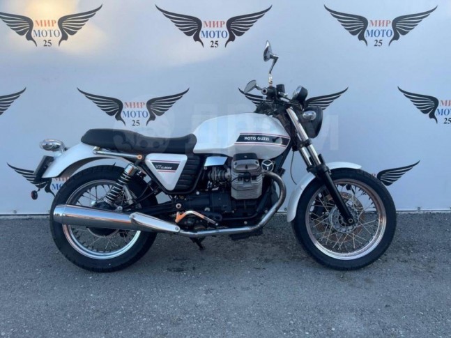 Moto Guzzi V7  2008